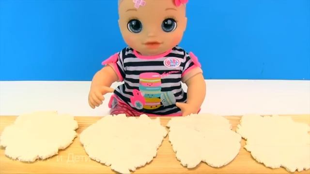 ШОКОЛАДНЫЕ ЯЙЦА ЦЫПЛЁНОК СНЁС #Кукла Беби Элайв Играет #КакМама