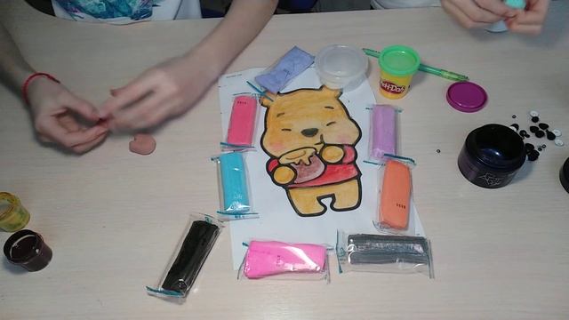 Лепка из легкого пластилина.