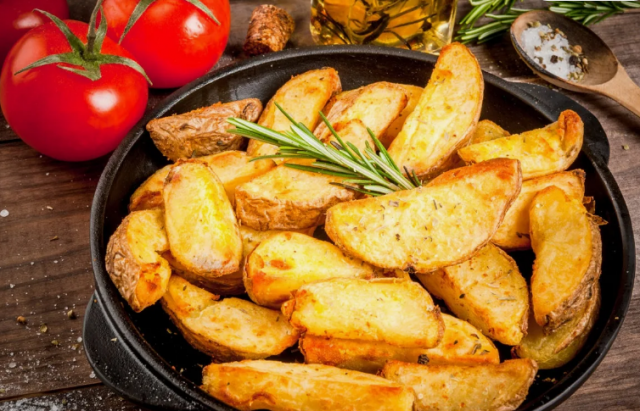 Картошка "по - деревенски" рецепт. Картошка в духовке!