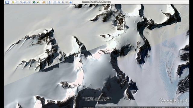 Пирамиды Антарктиды. По всему континенту обнаруживают пирамидальные горы. Как такое сформировалось.