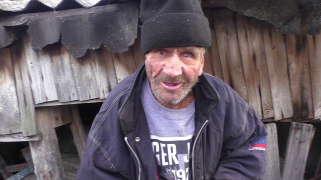 ДЕДУШКА МАТВЕЙ ТЕПЕРЬ С ТЕЛЕФОНОМ!!!