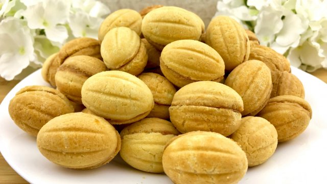 Орешки со сгущенкой - хрустящие и вкусные. Простой домашний рецепт.mp4