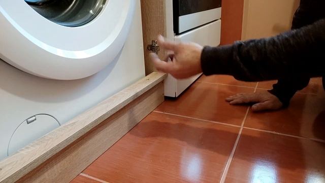 Встраиваем стиральную машину в кухню. Что нужно знать!