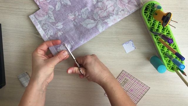 Как сшить косметичку. Как сделать красивые швы. Красивая косметичка. Косметичка.