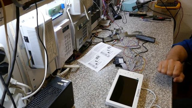 Как подключить блок сопряжения видеодомофона с подъездным домофоном.