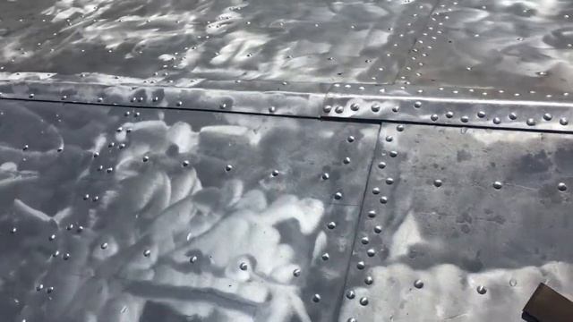 Казанка. Очистка лодки от старой краски.