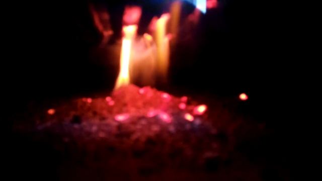 Печь буржуйка больше не вонючка. Пиролизный газ реально горит!