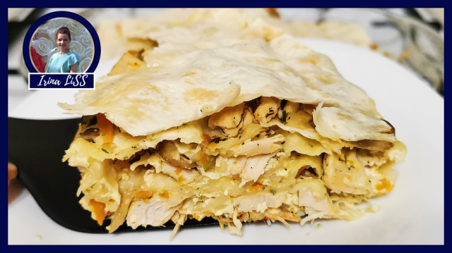 Рецепт очень вкусного пирога из лаваша с курицей и грибами. Почти лазанья. Закусочный слоеный пирог
