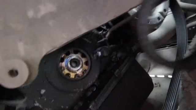 Замена сальника и шкива коленвала Тойота Авенсис 1ZZ-FE