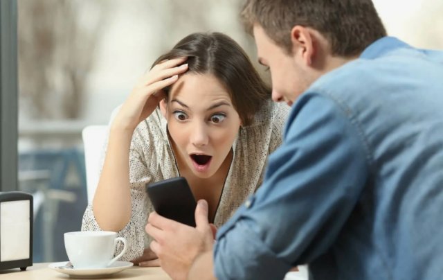 как отправить обязательные файлы клиенту?