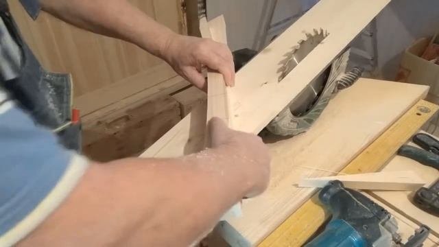 СТОЛ И СТУЛ ДЛЯ РЕБЕНКА.