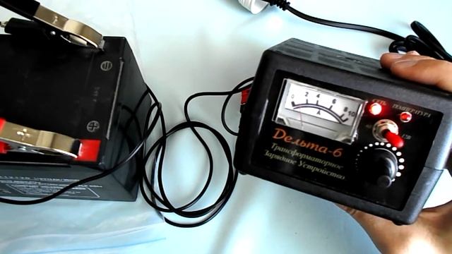 Зарядное устройство трансформаторное Дельта-6 для 6В и 12В аккумуляторов