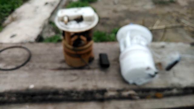 рено логан замена бензонасоса, как открутить крышку легко..