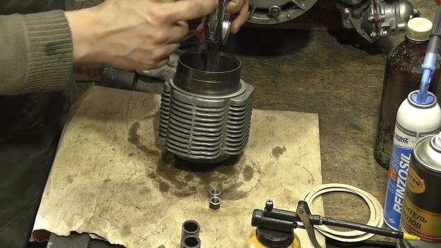 Проект Лунаход _ 23 серия _ Продолжаю сборку двигателя ЛуАЗа