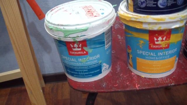 Тестирую краски на устойчивость к мытью и истиранию. Краски Dulux и Tikkurila.