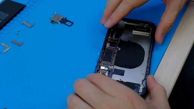 Ремонт iPhone 11(№2) сборка после замены задней панели / подробное видео