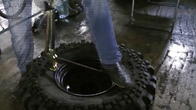 Специнструмент для разбортировки колес.