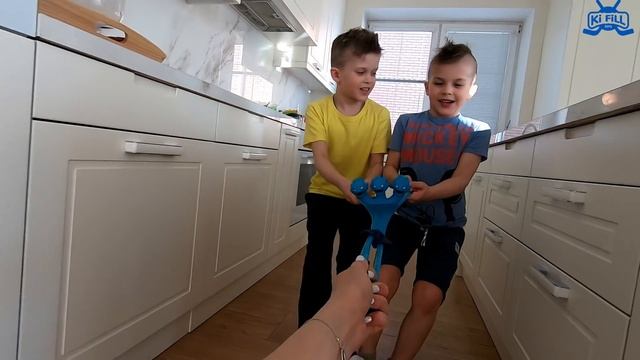 ПАПА ИСПЫТЫВАЕТ ГИДРУ НА ПРОЧНОСТЬ ! НОВЫЕ GooJitZu // KiFill boys 13+