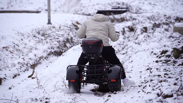 ? Разносим ТРЕХКОЛЕСНЫЙ электрический ЭЛЕКТРОСКУТЕР ?трицикл city coco  трайк зимой off-road заезд
