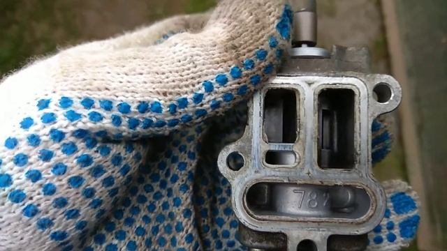 Промывка дроссельной заслонки и КХХ Toyota Rav 4 2 поколения