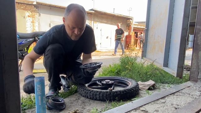 Люфт задней ведомой звезды мопеда Альфа