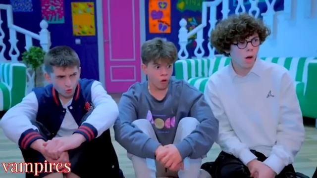 Леди Диана школа вампиров Игра в бутылочку 7 серия