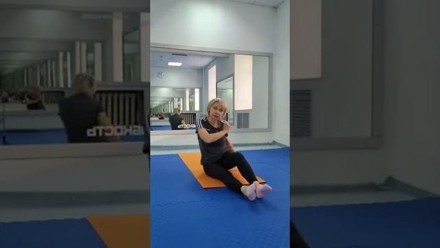 после родов.  убираем бока, укрепляем спину!) этот комплекс через 2 месяца после родов.