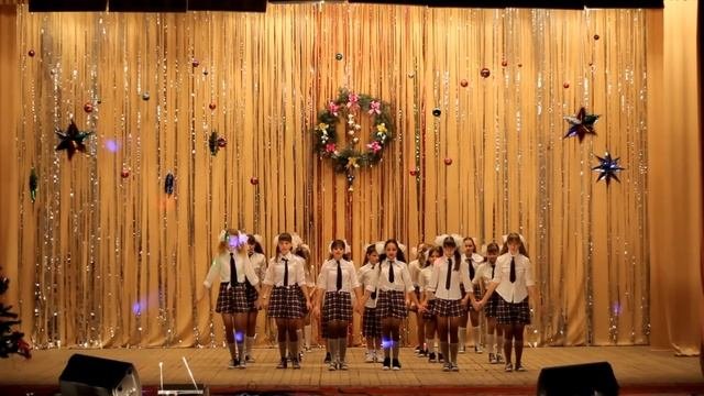 танец Школьники