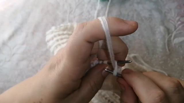 Шапочка женская, жемчужной резинкой