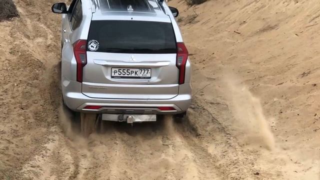 Испытание Super Select Mitsubishi Pajero Sport III, год спустя