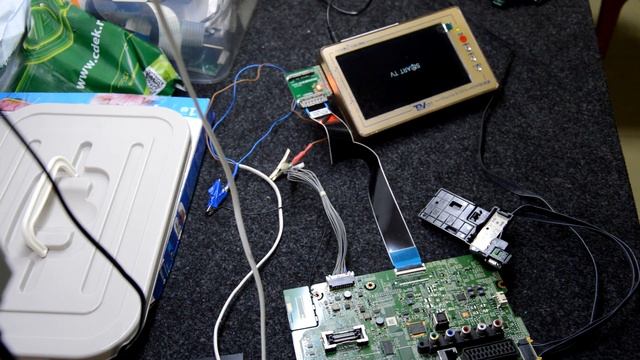 BN41-02156A перезагрузка , висит на логотипе, прошивка еммс HIGH_X14 JWA50 MTFC4GMCAM