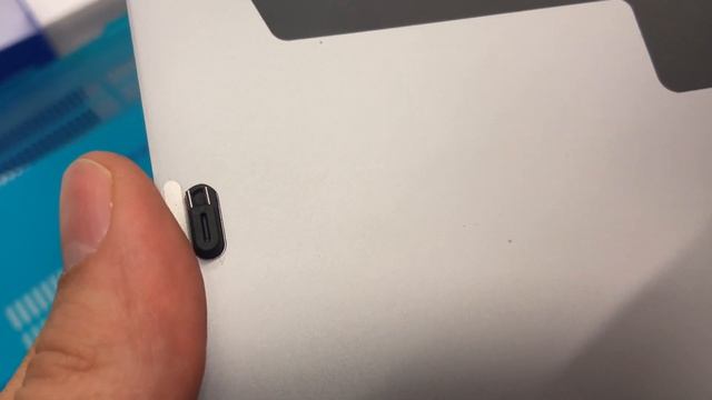 How to remove the back cover - 2017 Macbook Pro
