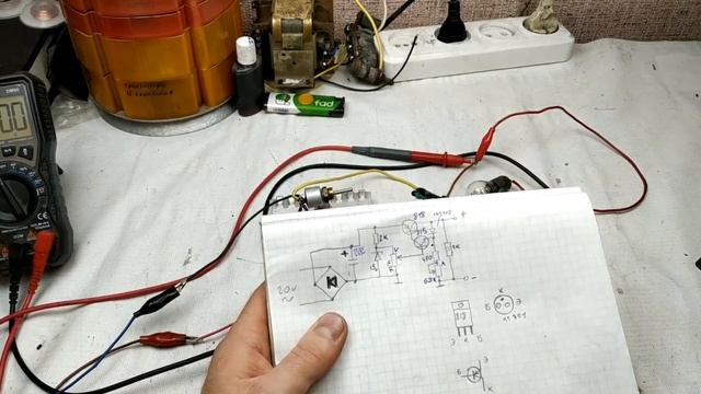 Супер-Простой Регулятор тока и напряжения Своими руками!