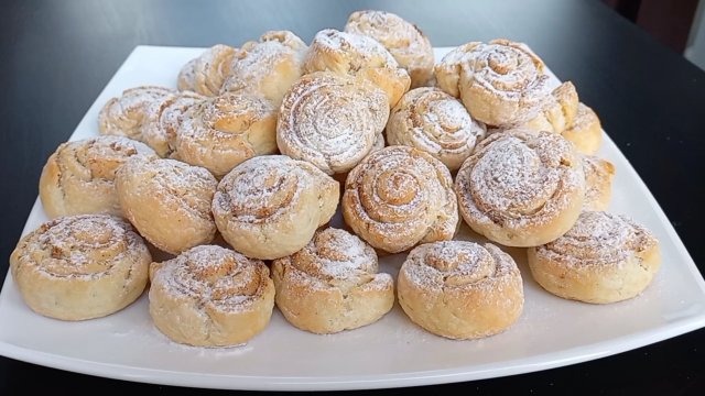 ПЕЧЕНЬЕ к чаю из готового слоеного теста Вкусно просто 5 минут и в духовку!
