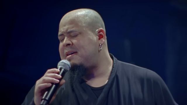 Mylène Farmer - Les mots ft. Abraham Laboriel Jr. (Avant que l'ombre... à Bercy Live).mp4