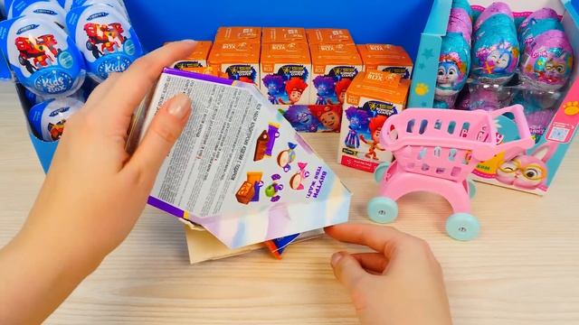 МЕГА РАСПАКОВКА СЮРПРИЗОВ! Огромные киндеры, Sweet box, шоколадные яйца, подарки, обзор от Зайки Лу