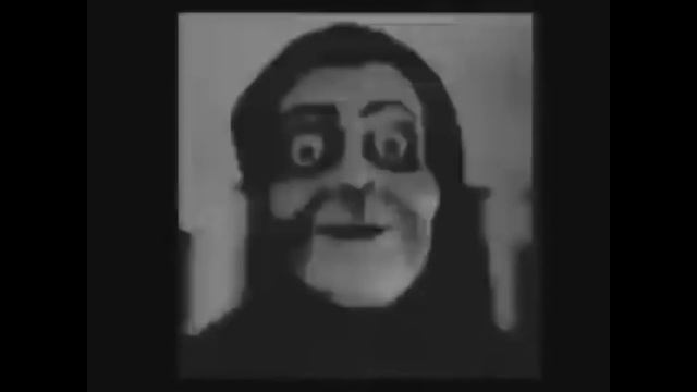 Крутящийся человек ОЧЕНЬ СТРАШНО!! СЛАБОНЕРВНЫМ НЕ СМОТРЕТЬ!