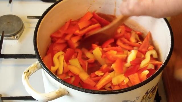 Лечо с томатной пастой на зиму