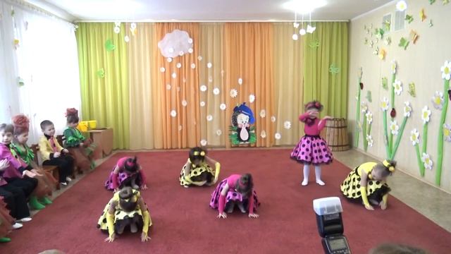 Весенний Утренник 2 группа.mp4