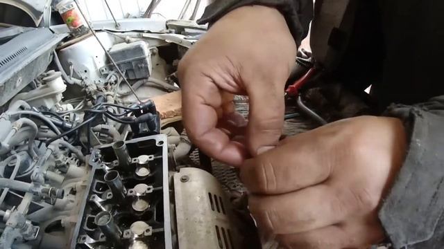 Geely MK замена маслосъемных колпачков без снятия головки.### #GeelyMKзаменамаслосъемныхколпачков
