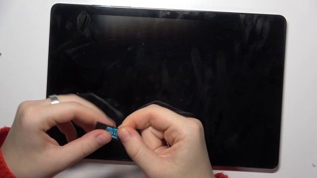 Samsung Galaxy Tab A9+ | Как в устройство Samsung Galaxy Tab A9+ вставить карту памяти