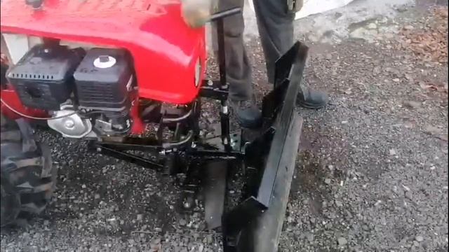 СУПЕР крутой ОТВАЛ ДЛЯ МОТОБЛОКА с регулировкой. Все сделано своими руками!