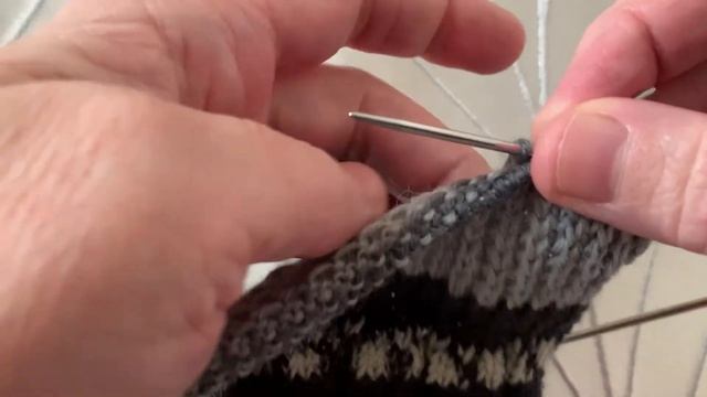 Укрепленная(усиленная) пятка спицами. Для начинающих.