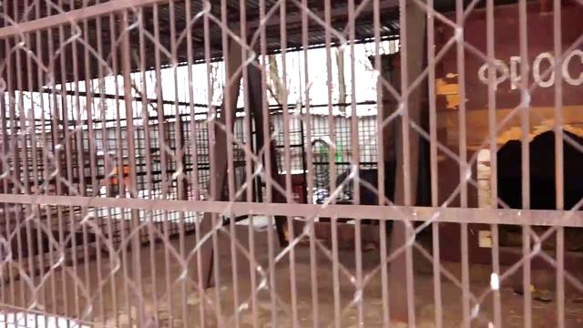 Bad Baby 24 Часа Челлендж - Дети Одни в Отеле - 24 Hour Fort Challenge Kids in Hotel