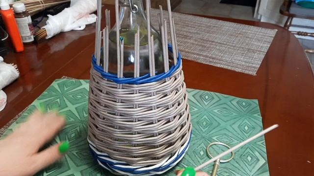 МК! Кувшин из бумажной лозы