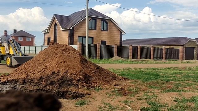 Минипогрузчик в работе