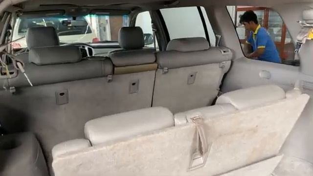 ឡានលក់លាងឃ្លាំង Lexus RX330 ពណ៍ស