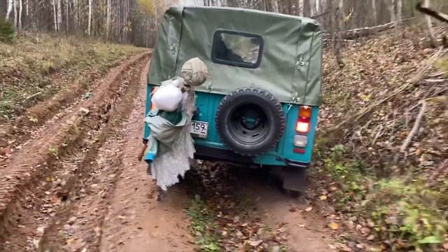 ЛУАЗ 969 - ВОЗМОЖНОСТИ СТОКА (мокрая глина, грязь, горы, лес)