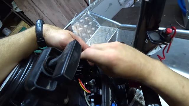 Установка реле регулятора(выпрямителя) с алиэкспресс на лодочный мотор Suzuki DT 9.9-20 BS