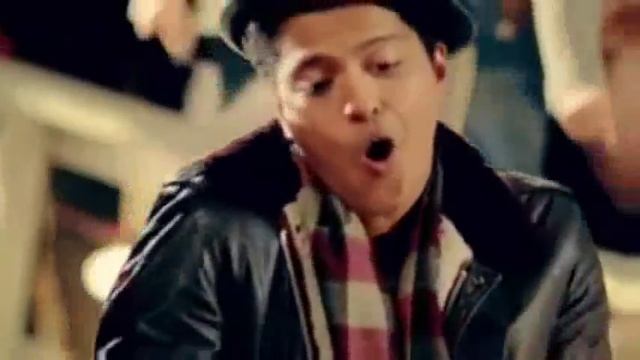 Bruno Mars   Talking To The Moon (Official Video)